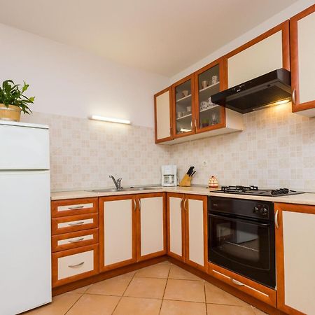 Apartments Marlen Mali Losinj Exterior photo