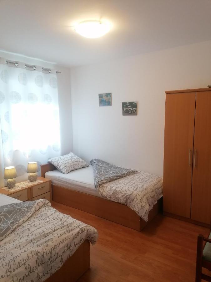 Apartments Marlen Mali Losinj Exterior photo